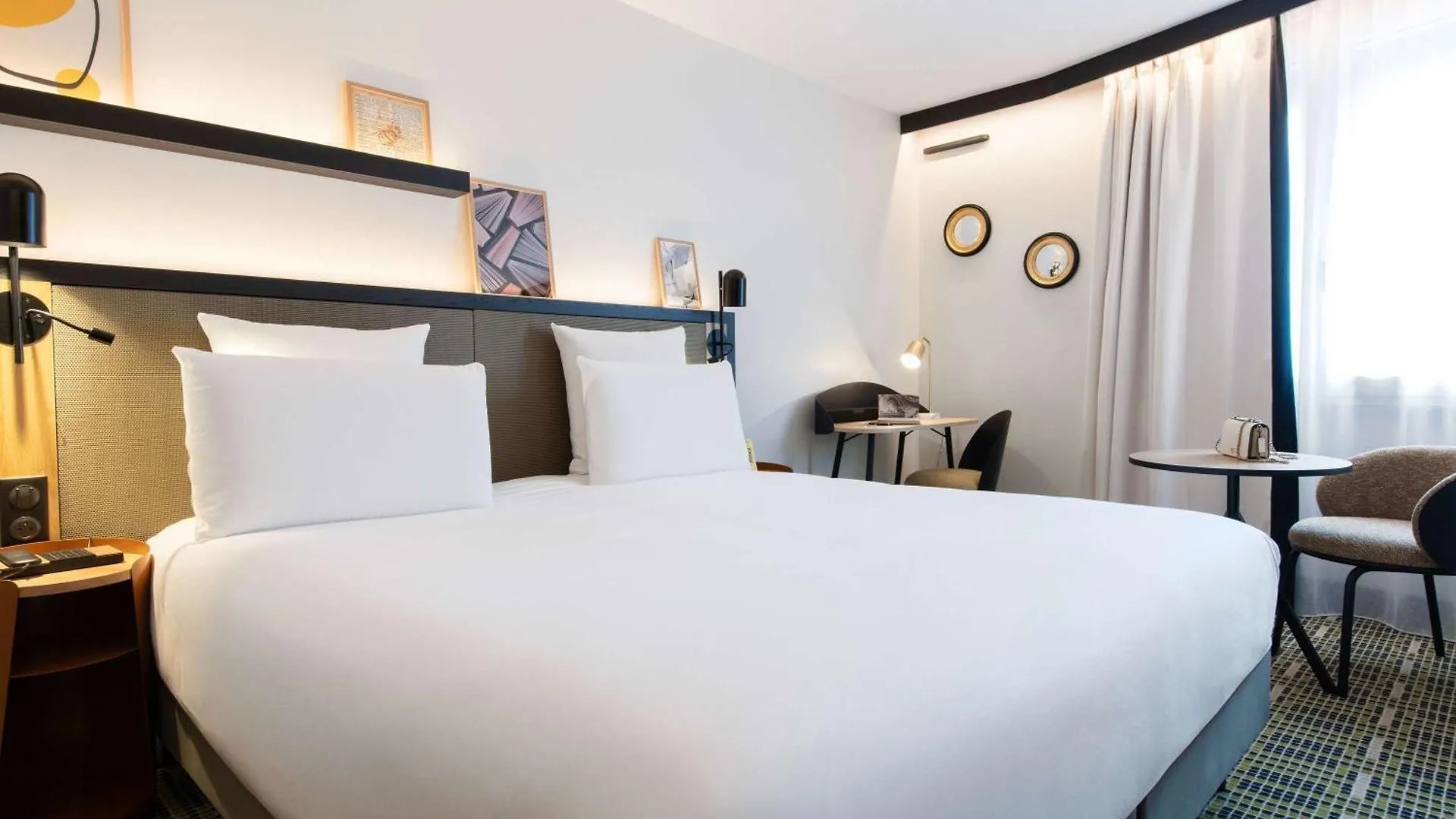 Mercure Paris Bercy Bibliotheque