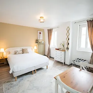 https://villa-vichia-appartement-33.hotels-rhonealpes.com