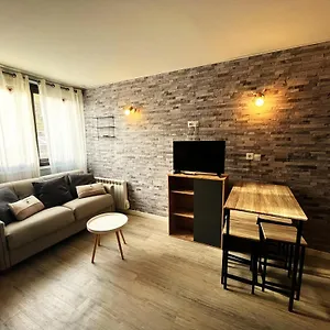 https://appartement-residence-armazan-pieds-de-piste.midi-pyreneeshotels.com
